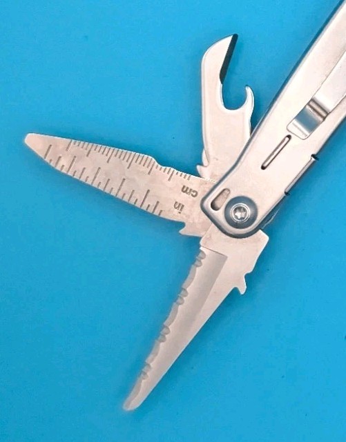 Leatherman Bolster 13 Tool Stainless Steel Multi-Tool!