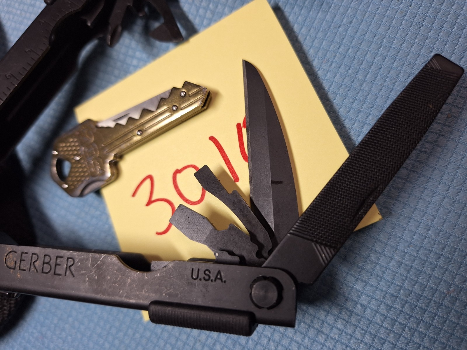 1 Gerber PLYERS U.S.A. Multi Tool W BONUS Fishing Camping excellent lot 3010