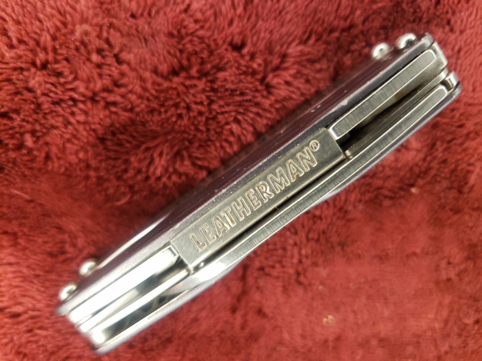 Leatherman Juice C2 Gray Multi-tool NE Carpenters print