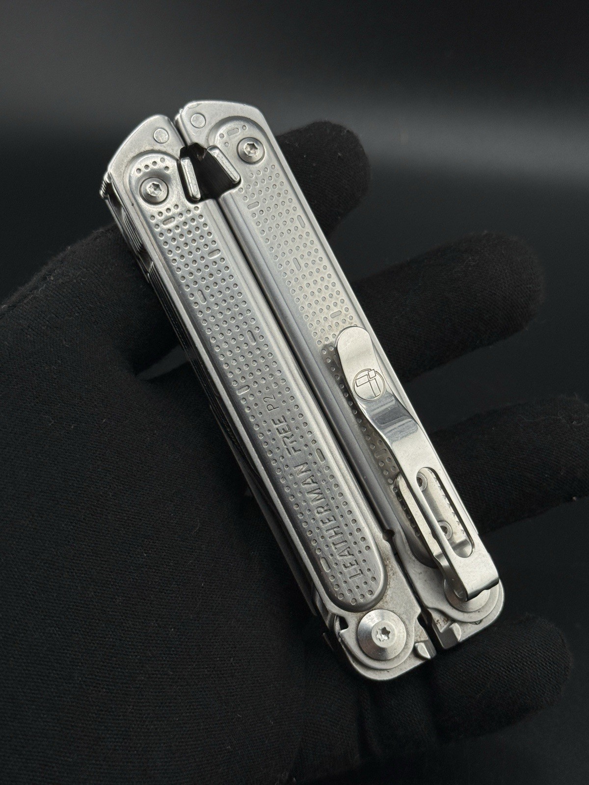 Leatherman Free P2 Stainless Multi Tool Folding Knife USA