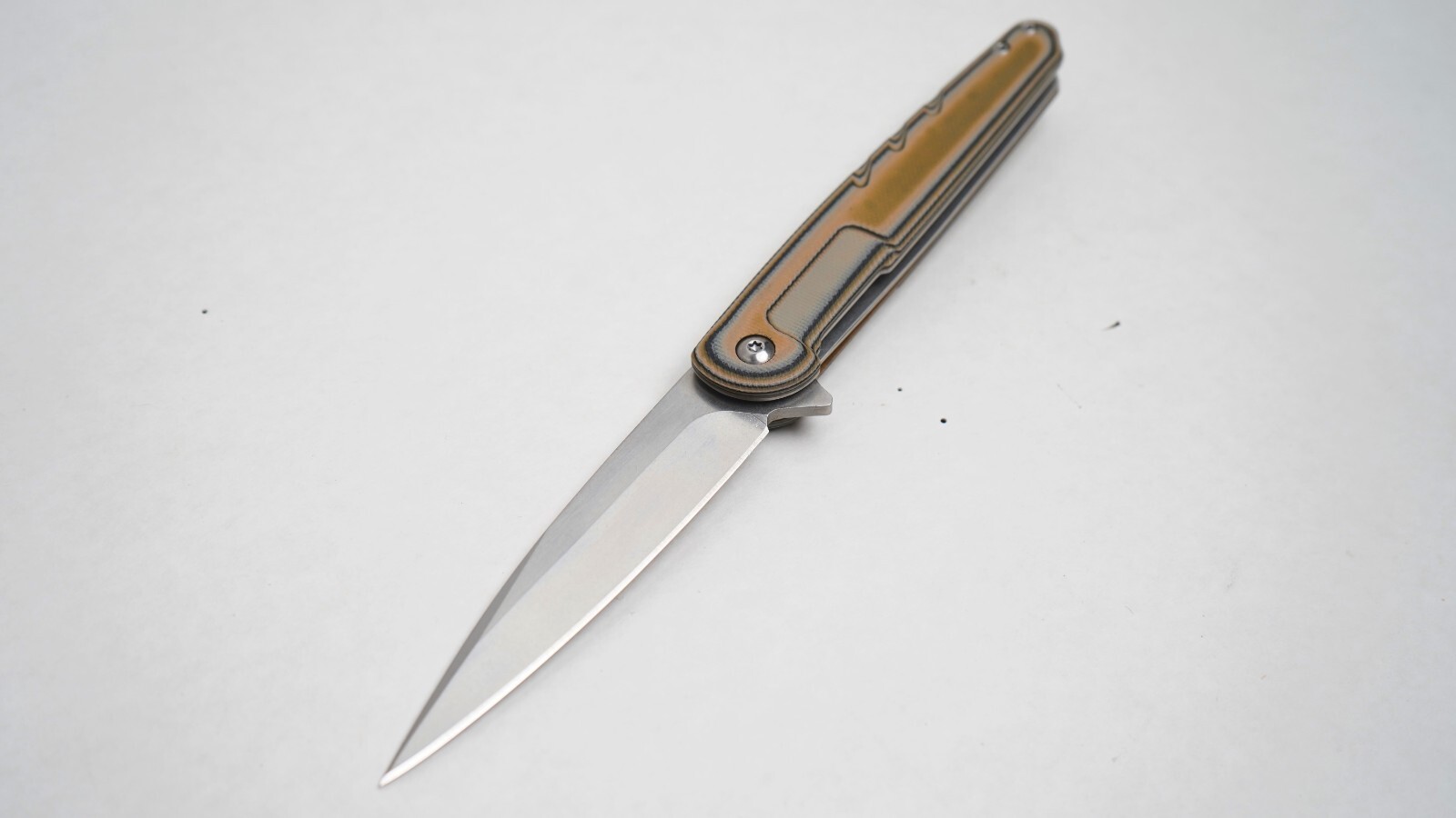 Tactical Knife Pocket Folding Blade Self Defense Knife D2 Steel