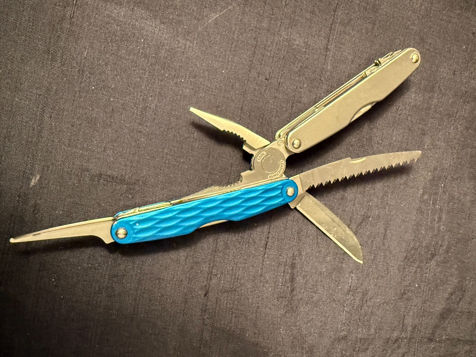 Leatherman Juice CS4 Blue & Silver Multi Tool