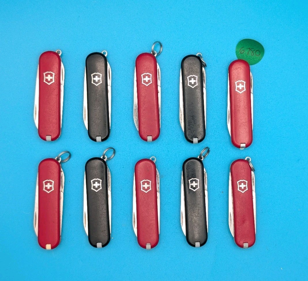 Lot of 10 Victorinox Classic Swiss Army Knife Multi Tools!