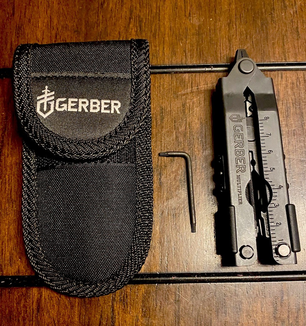 ORIGINAL Gerber MP600 Needle Nose Multi-Plier Multitool W/Belt Sheath – USA