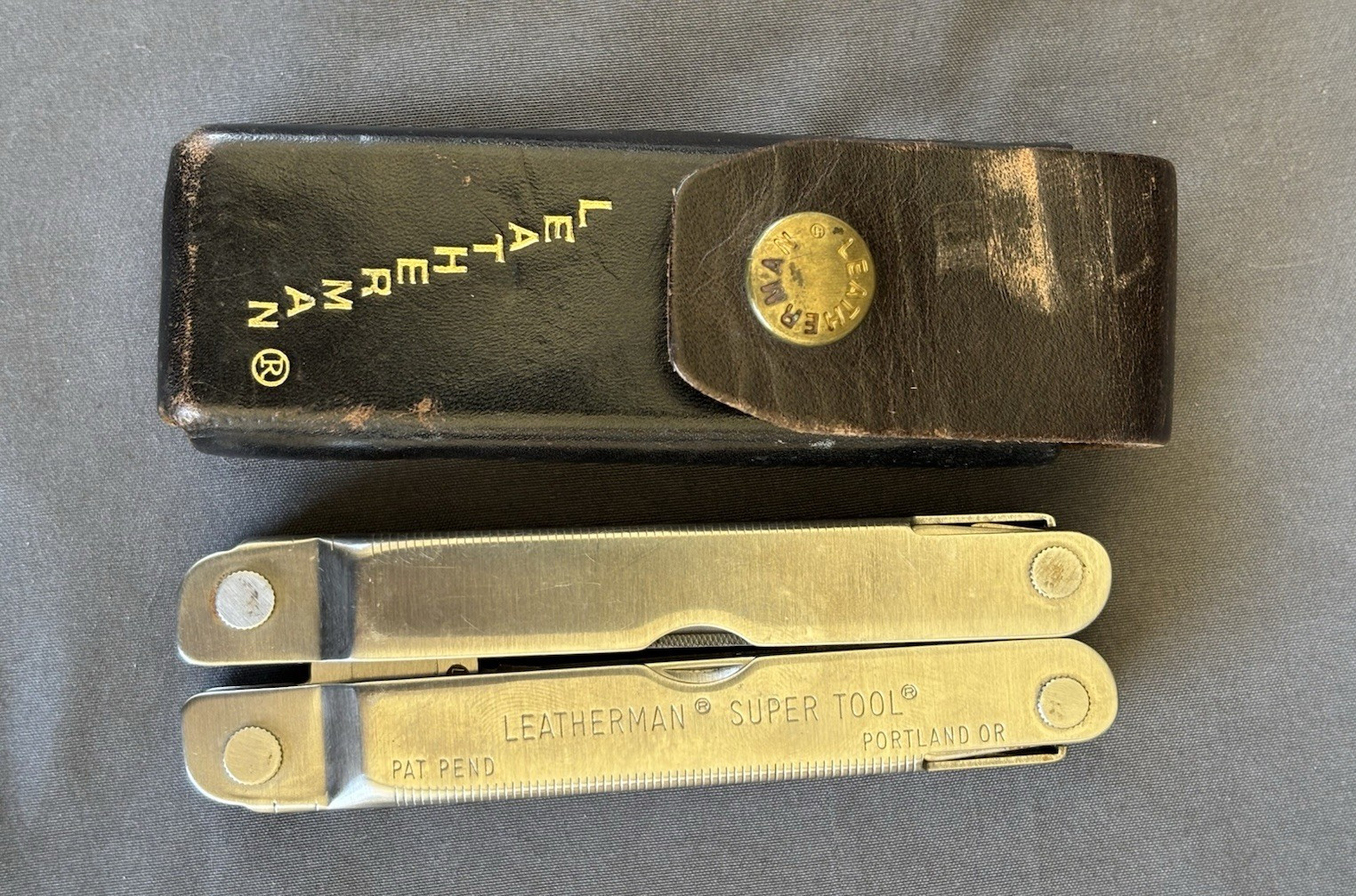 Leatherman Super Tool PAT PEND Early Version Multi Tool w/ Leather Sheath USA
