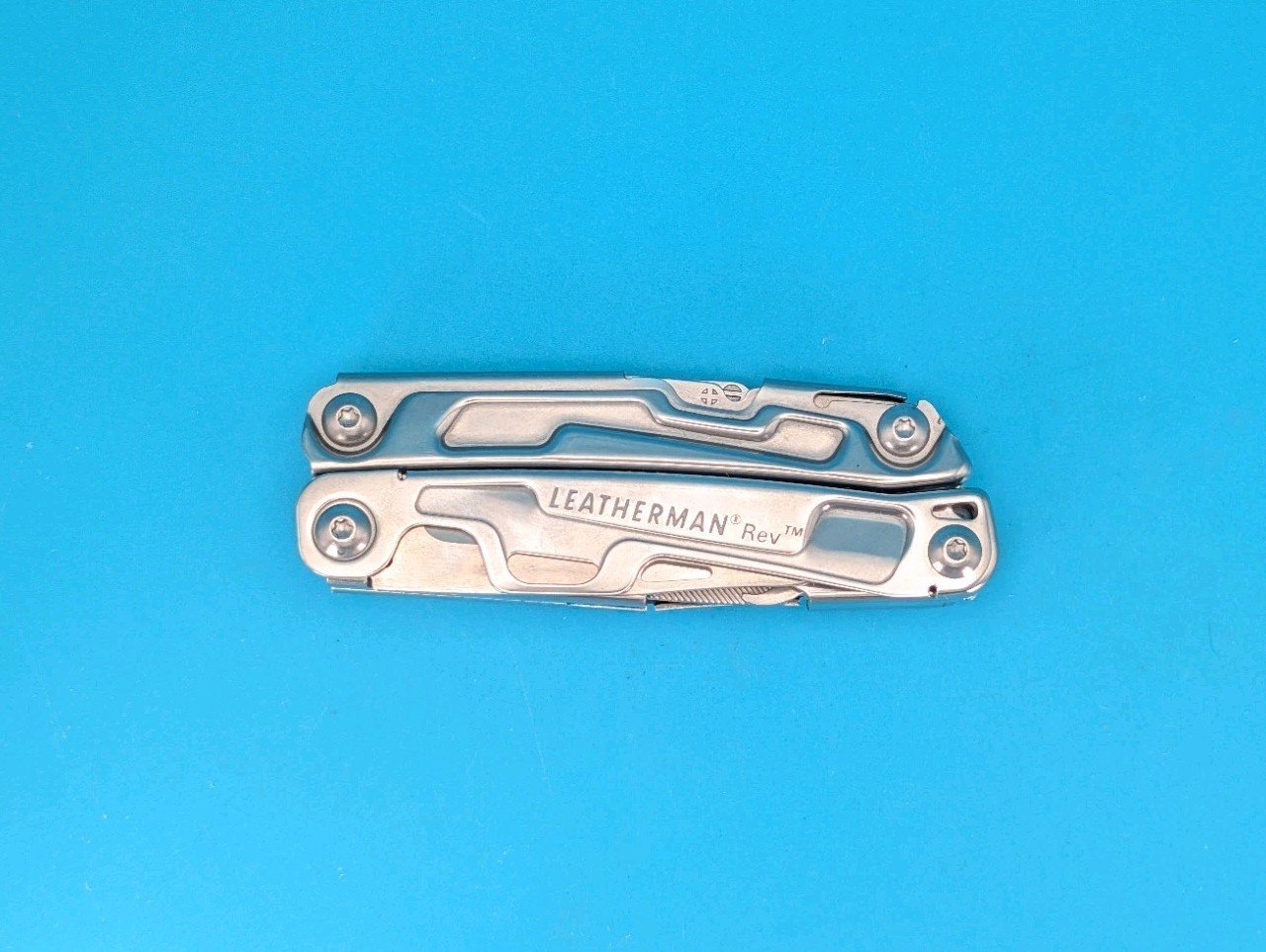 Leatherman Rev 3.8″ Multi-Tool, Stainless!