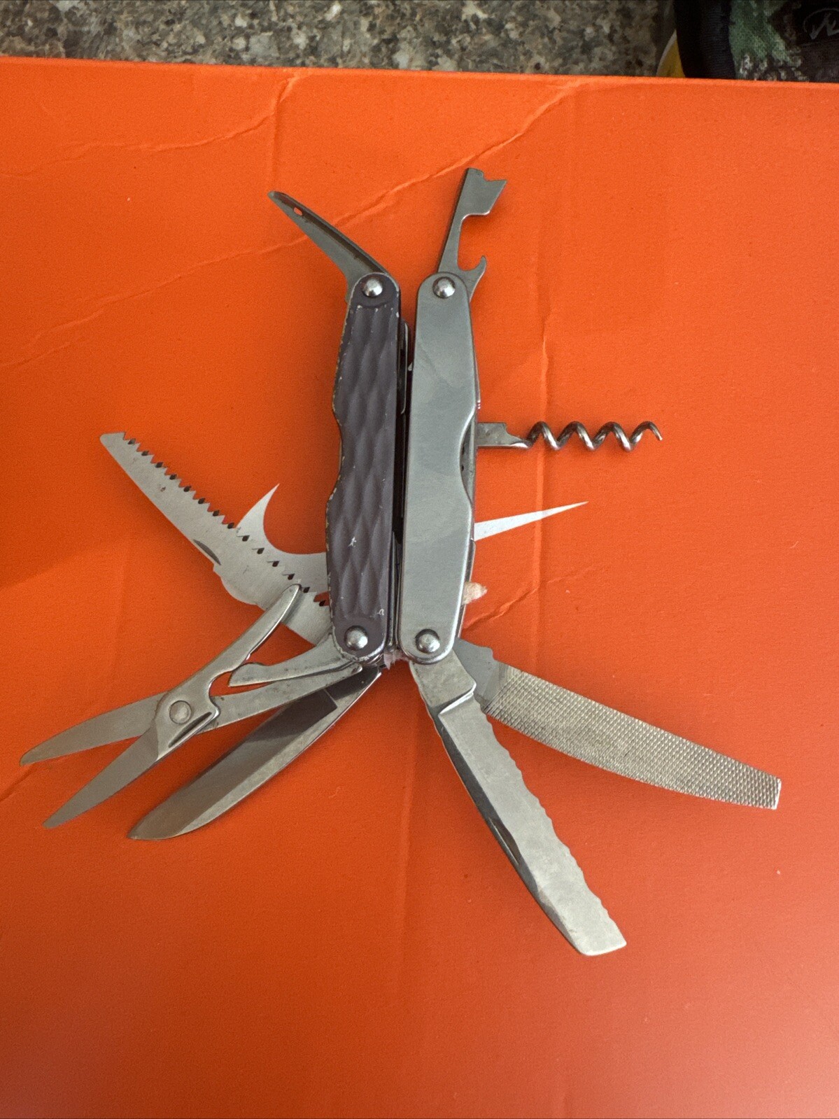1 Leatherman Grey XE6 JUICE Multi Tool FISHING NICE LOT A15