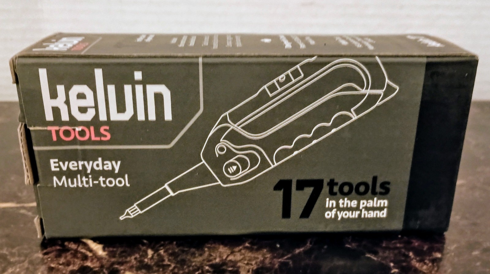 Kelvin Everyday Multi-Tool 17 Tools In 1 Flashlight Screwdriver Hammer,Pink 🩷