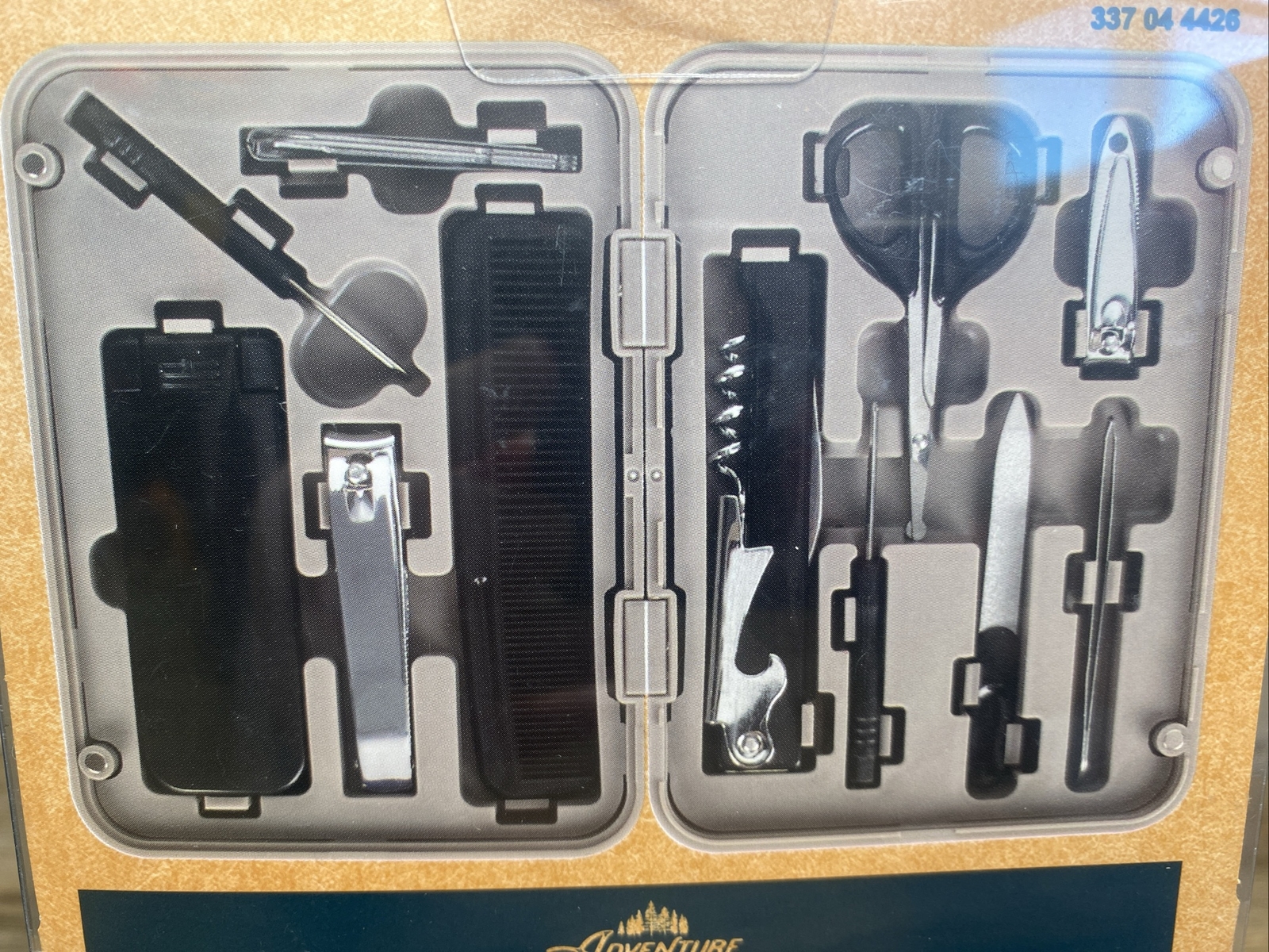 Adventure is Out There MENS GROOMING TRAVEL KIT Multi-tool Screwdrivers Clippers
