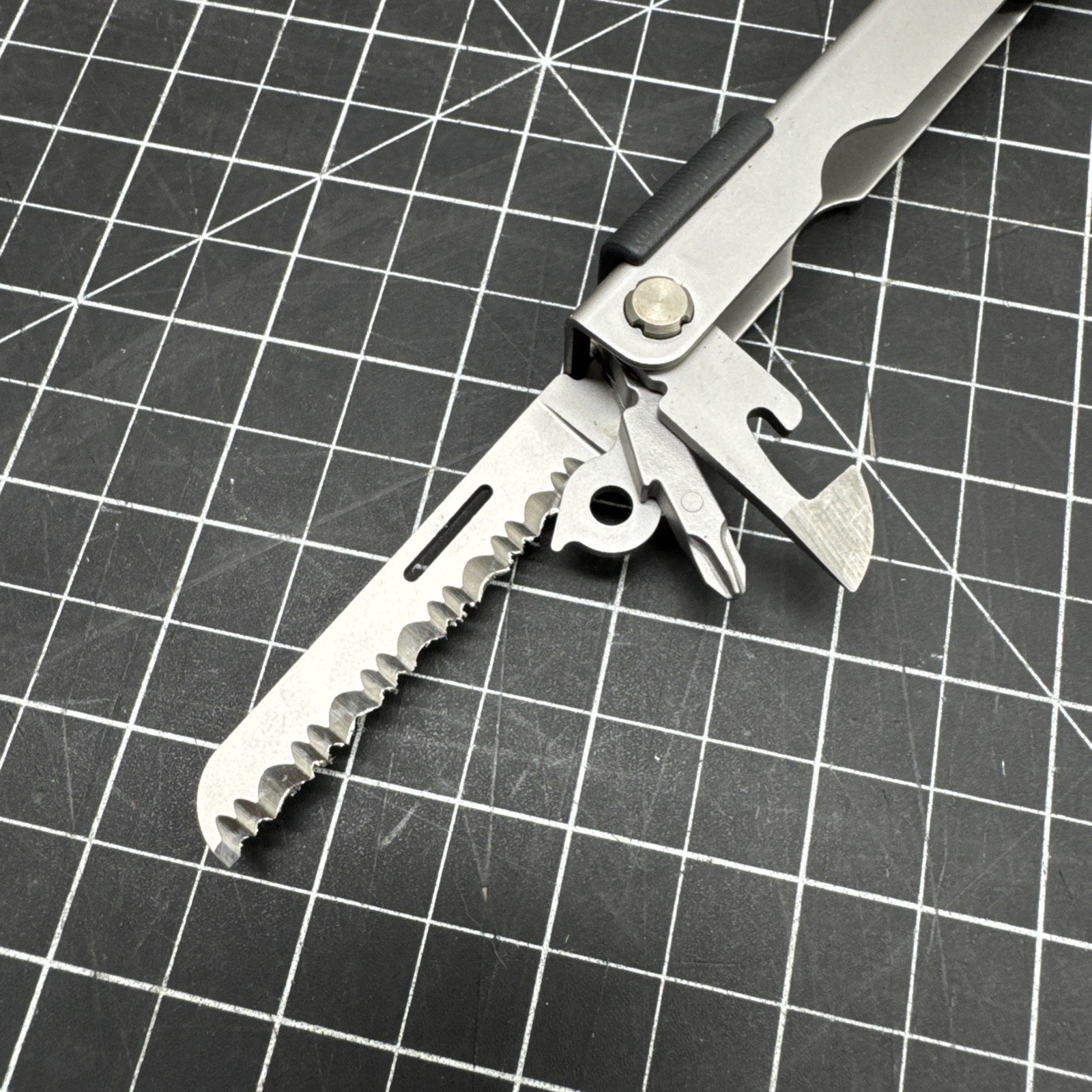 Gerber USA MP 600 Multi-Plier Nice Condition MultiTool Multiplier W/ Sheath B