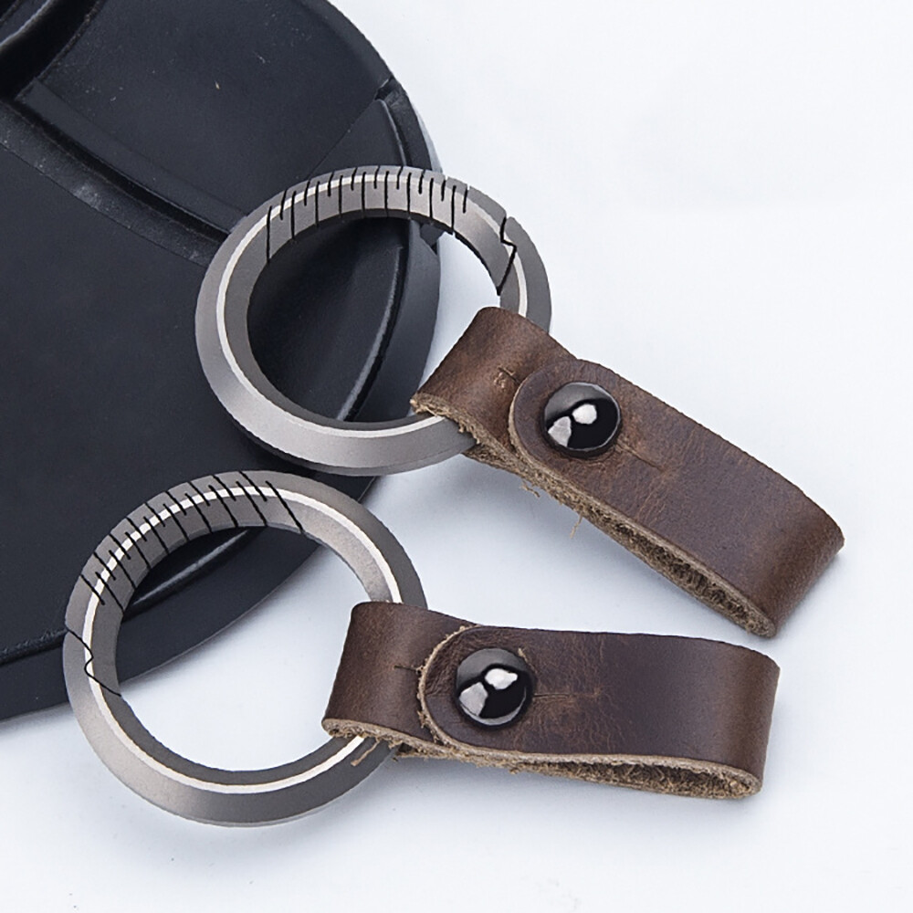 Titanium Alloy+Leather Keychain Kit Portable Removable Key Ring Pendant EDC Tool