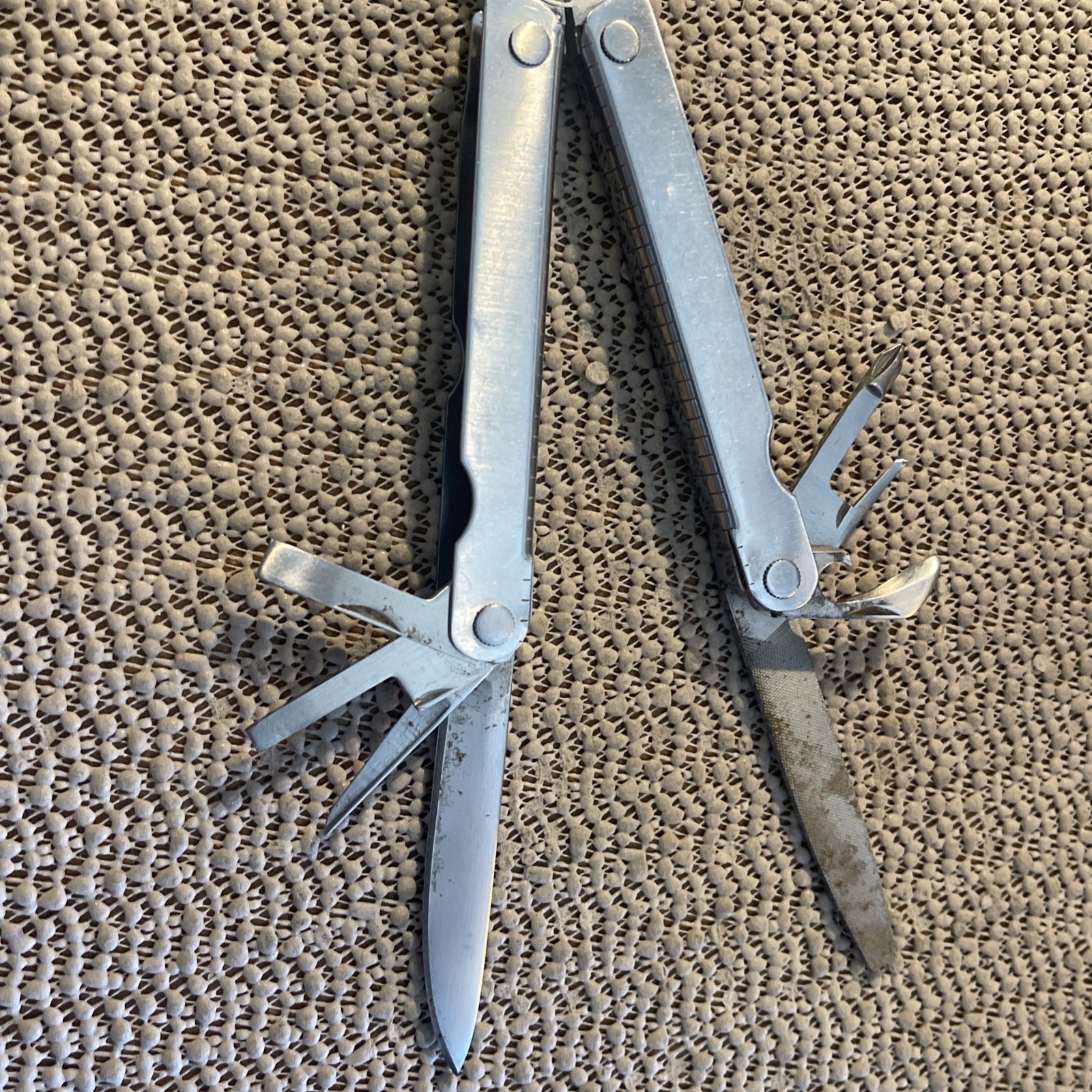 Leatherman Tool 1984-1986 Vintage-No Date Code, No Lanyard Ring