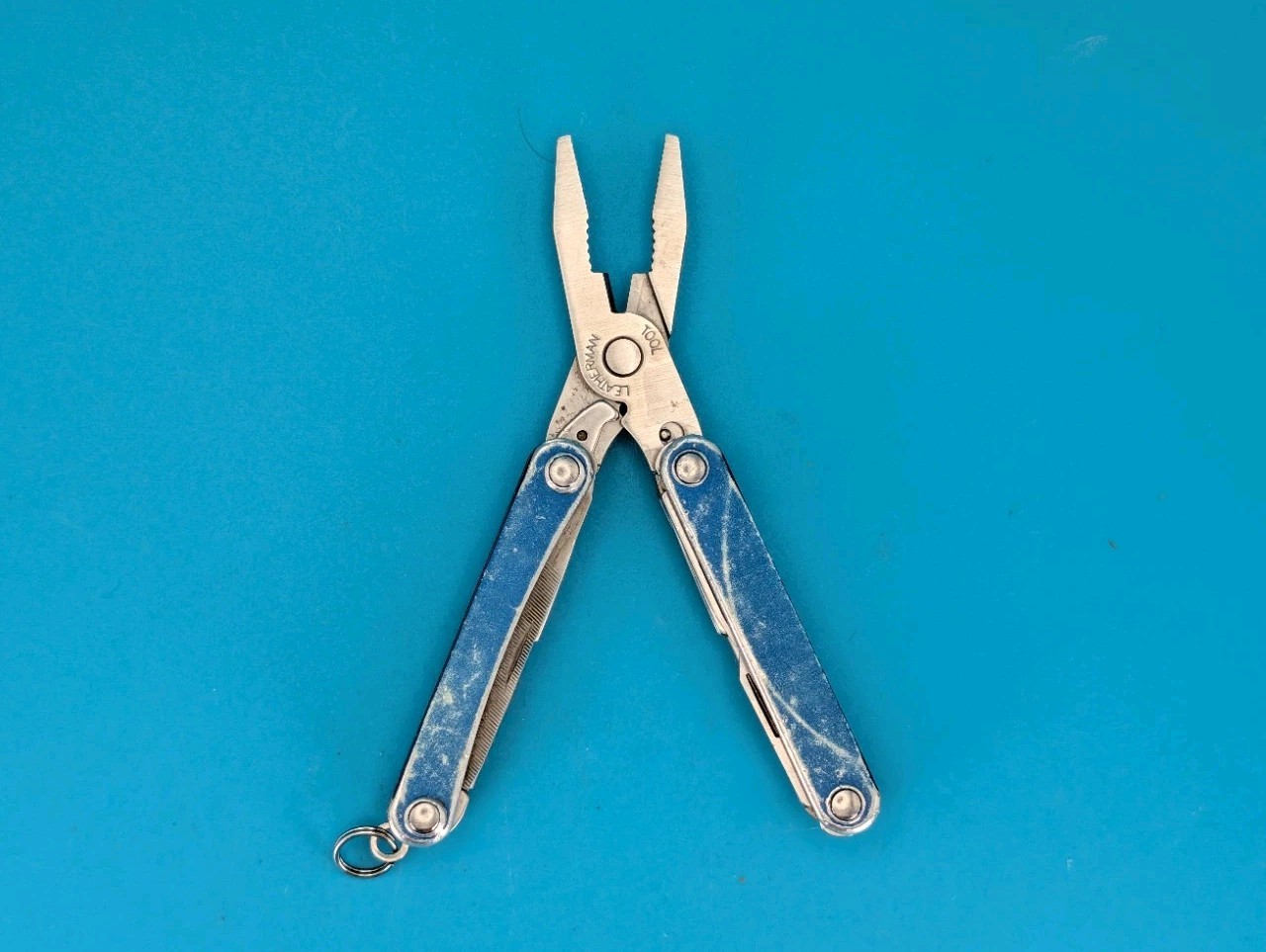 Leatherman SQUIRT PS4 Multi-Tool With Pliers Scissors Knife BLUE!