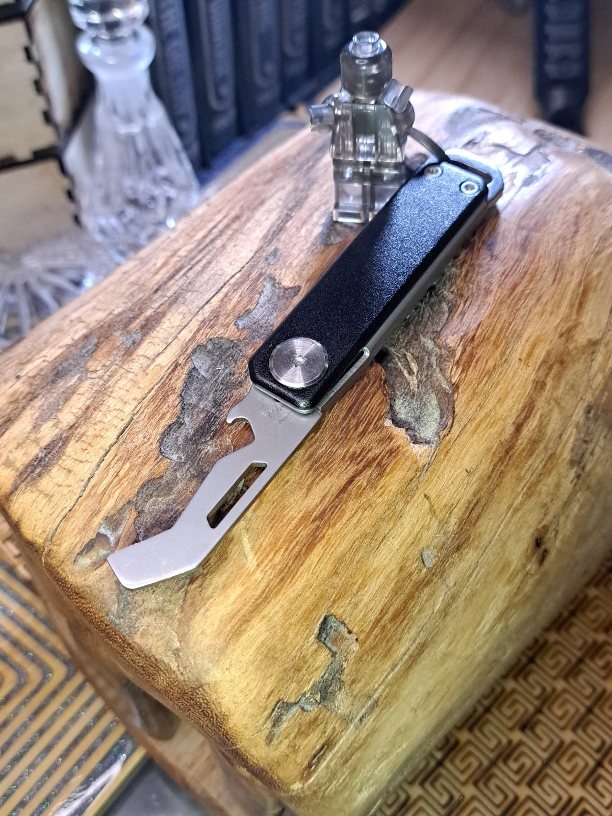 EDC BOX OPENER MULTI-TOOL