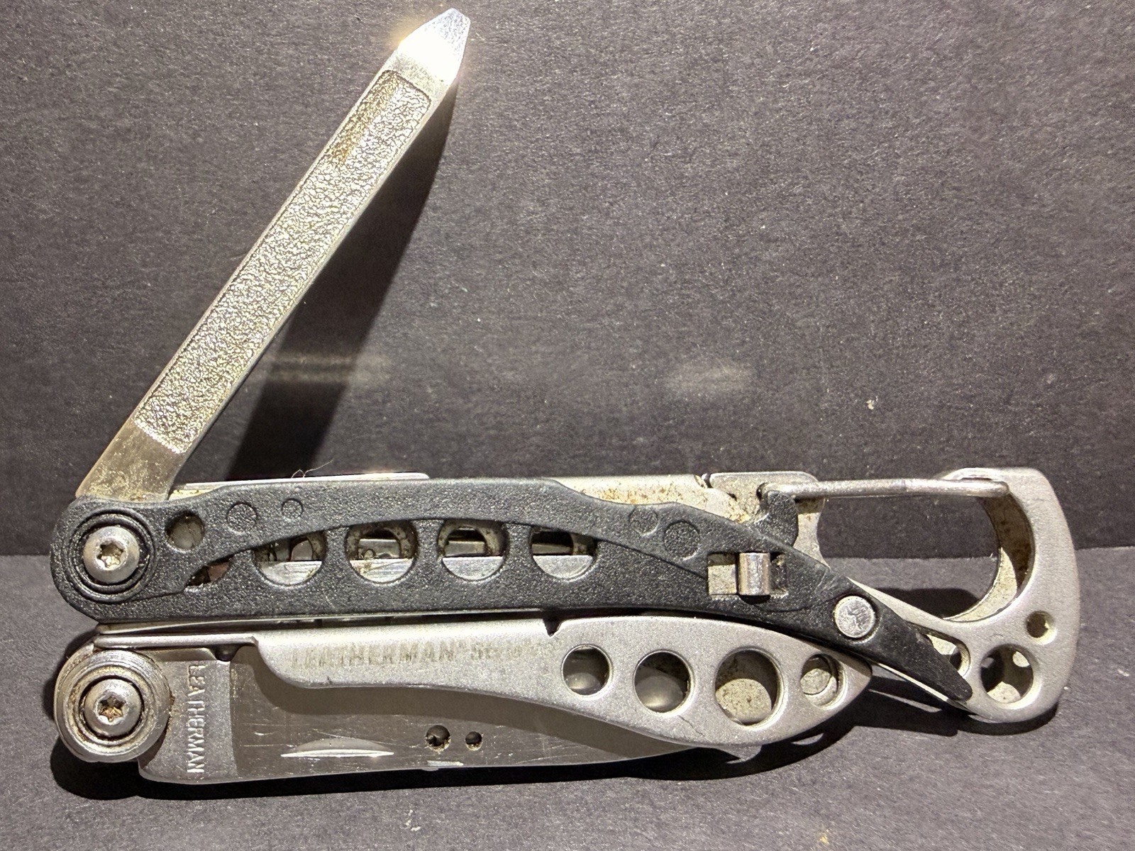 LEATHERMAN STYLE CS Black Multi-Tool Knife File Tweezer Carabiner