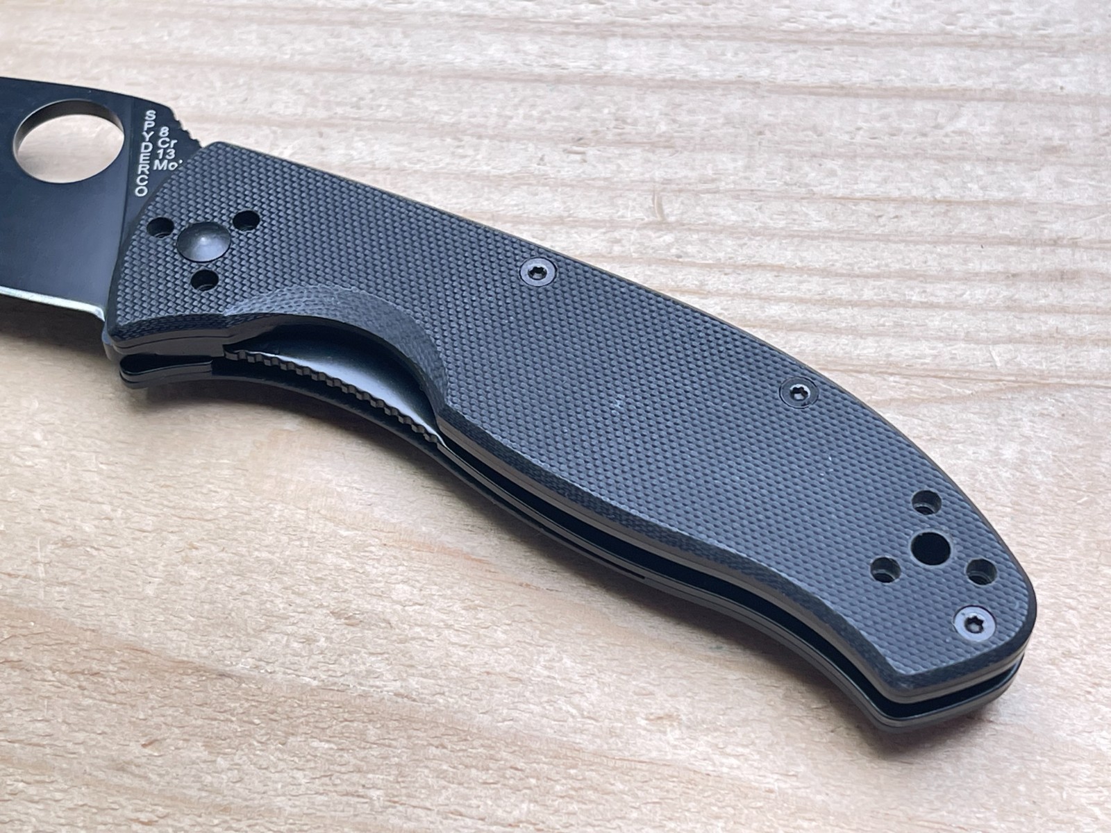 Spyderco Tenacious with Logo Black 8Cr13Mov G-10 Folding Pocket Knife