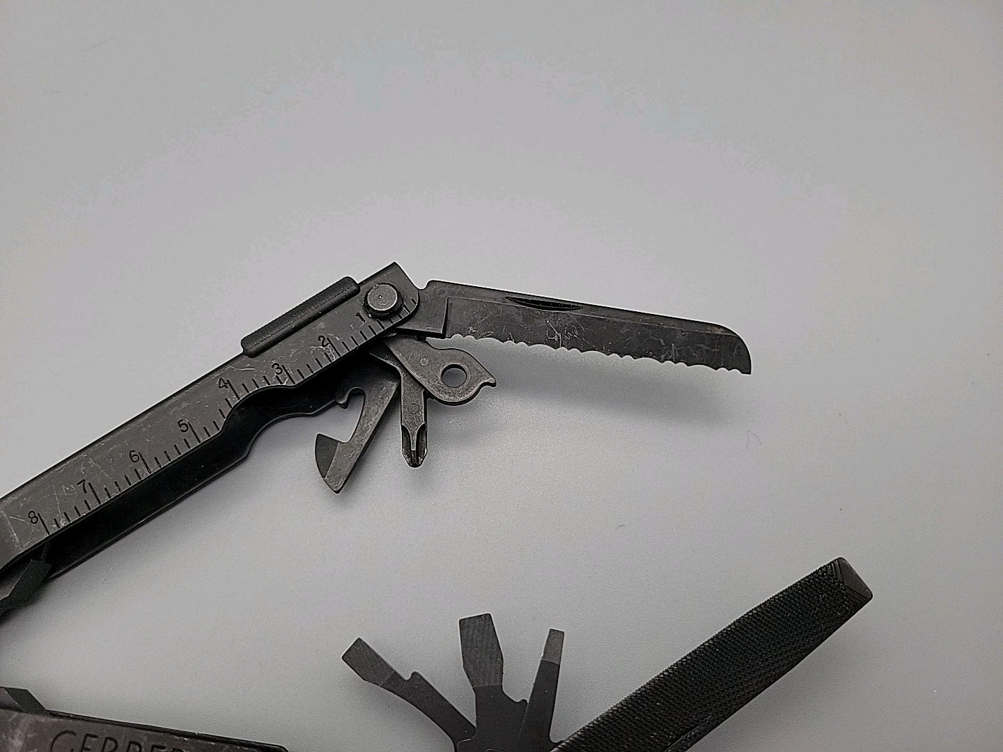 Gerber Multiplier MP600 Multi-Tool – Black – Needle Nose Carbide Cutter Pliers