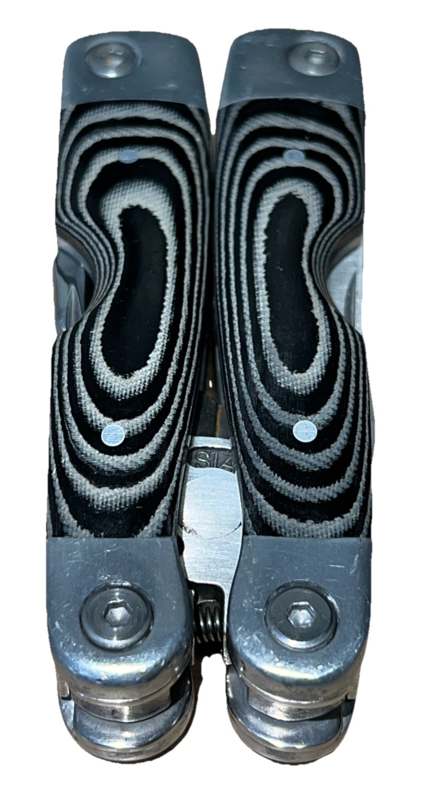 Grand Way Multi-Tool 9-Function Stainless Steel #2CR Black Swirl 6”