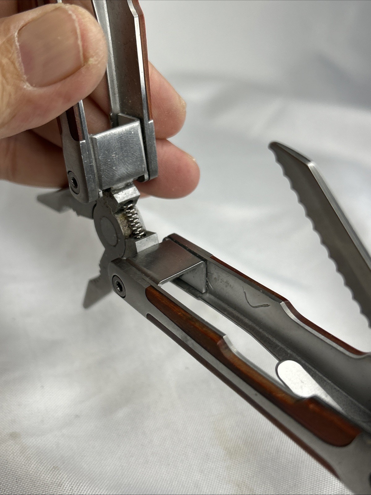 Winchester Trail Wood Stainless Steel 2CR Multi Tool 12 Tools Y2K Vintage Knife