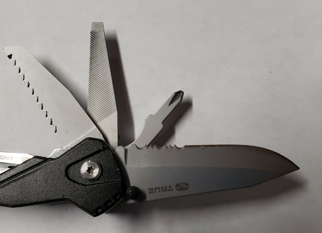 True Utility Handyone 18-in-1 Handy Multitool 4.25″ Closed