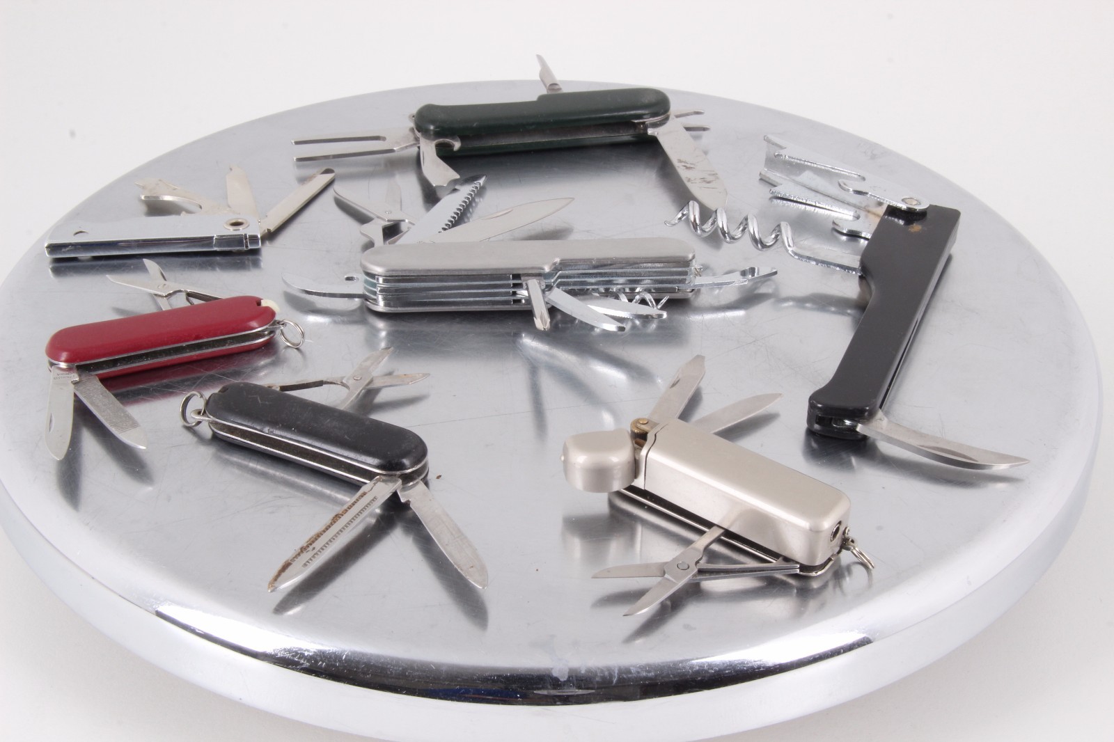 LOT OF 7 POCKET KNIVES & WINE OPENERS 2205B