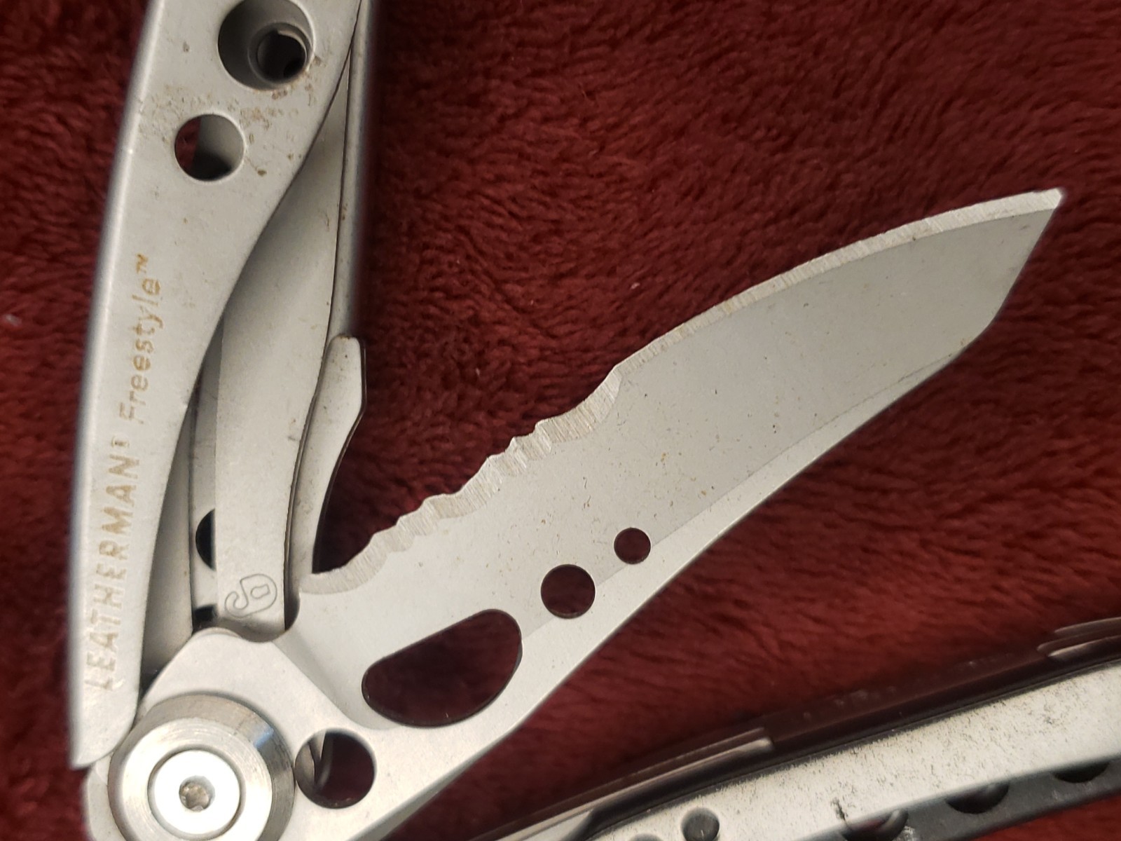 🔪 Leatherman Freestyle Multi-Tool Pliers Knife Free style
