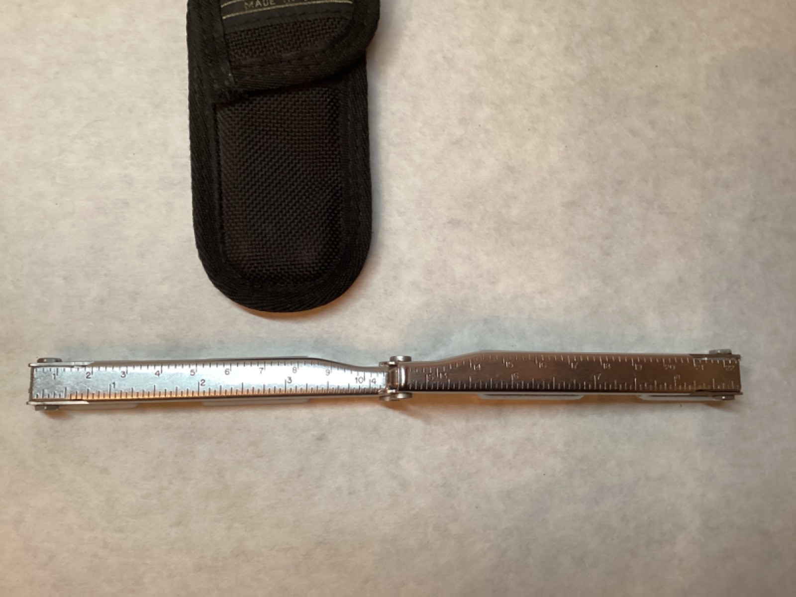 VTG 90’s Gerber Multi Tool w case Needlenose Pliers Screwdriver Knife Outdoors