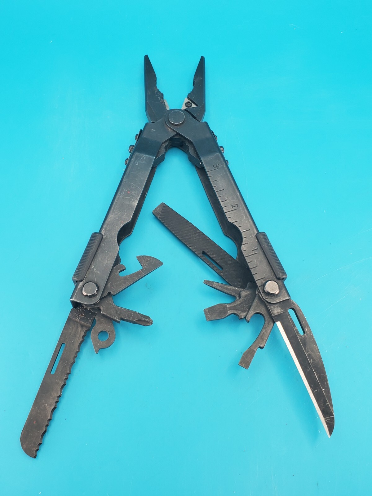 Gerber MP600 Black Oxide Multi-Tool Needle Nose Pliers! With Sheath!