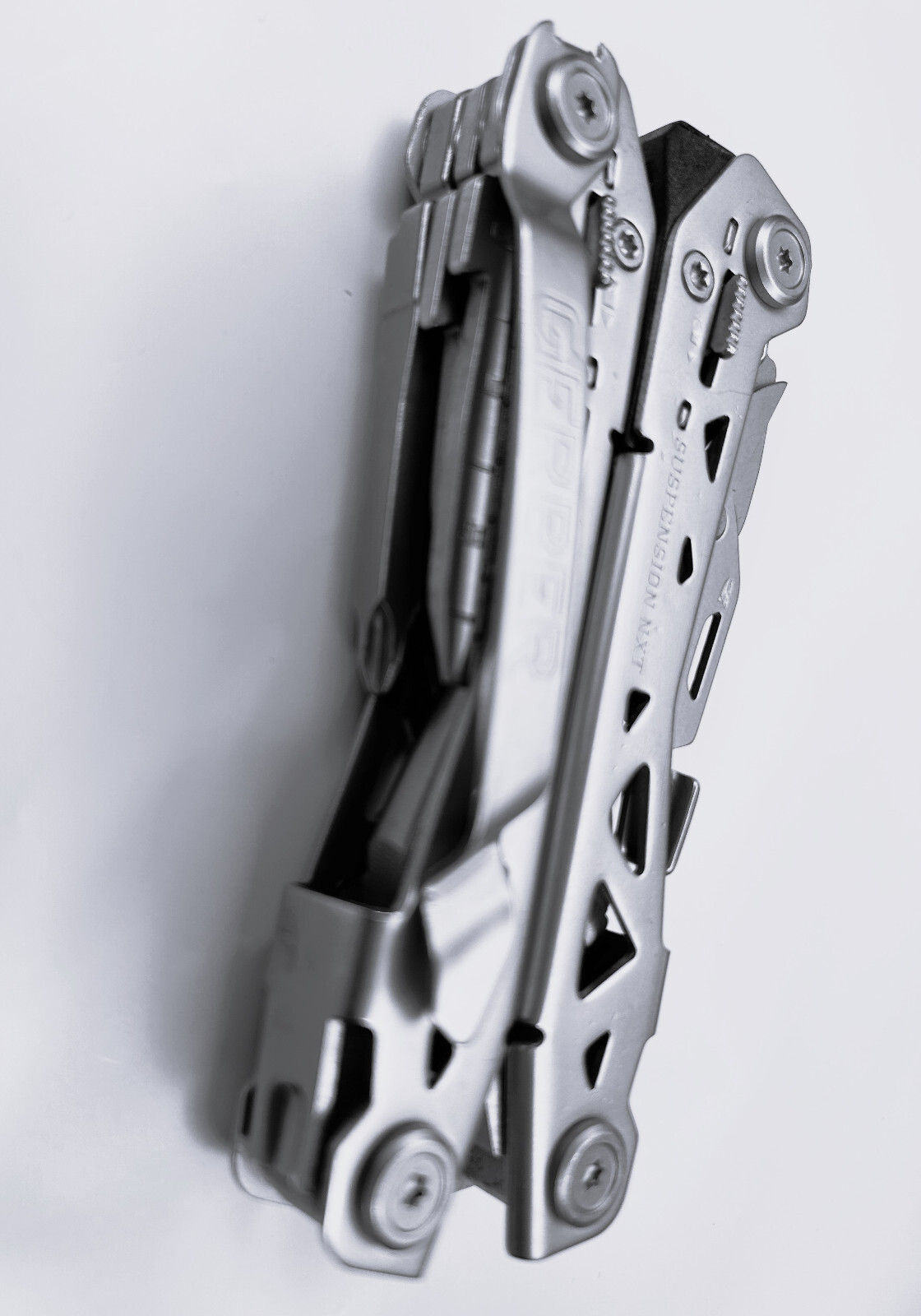 GERBER Suspension NXT Multi-Tool with Pocket Clip and 15 Funct