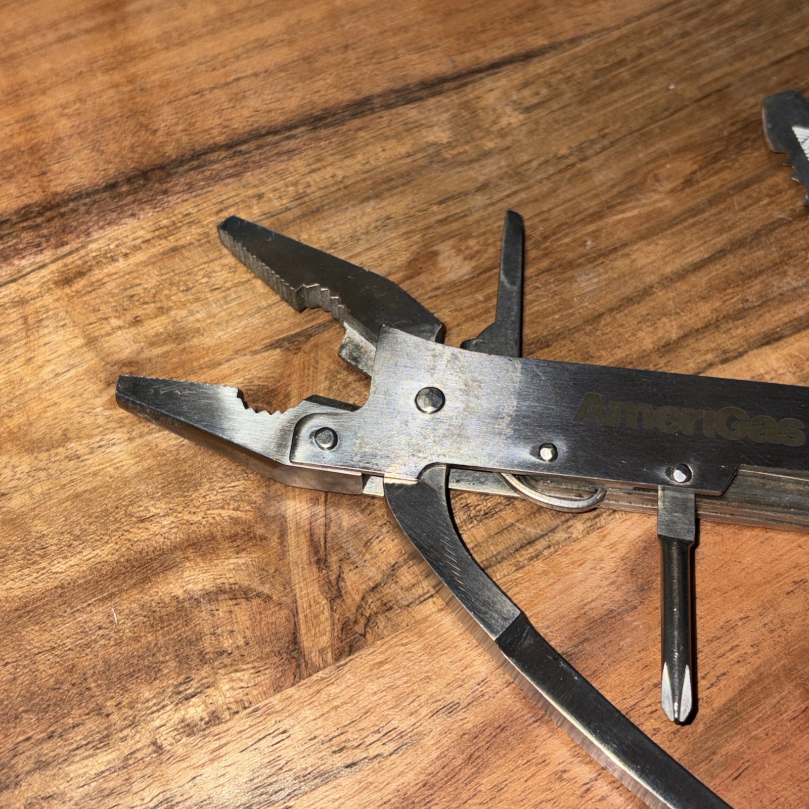 Barlow Multi Tool Stainless Steel Pliers Knives Screwdriver & More Amerigas Gift