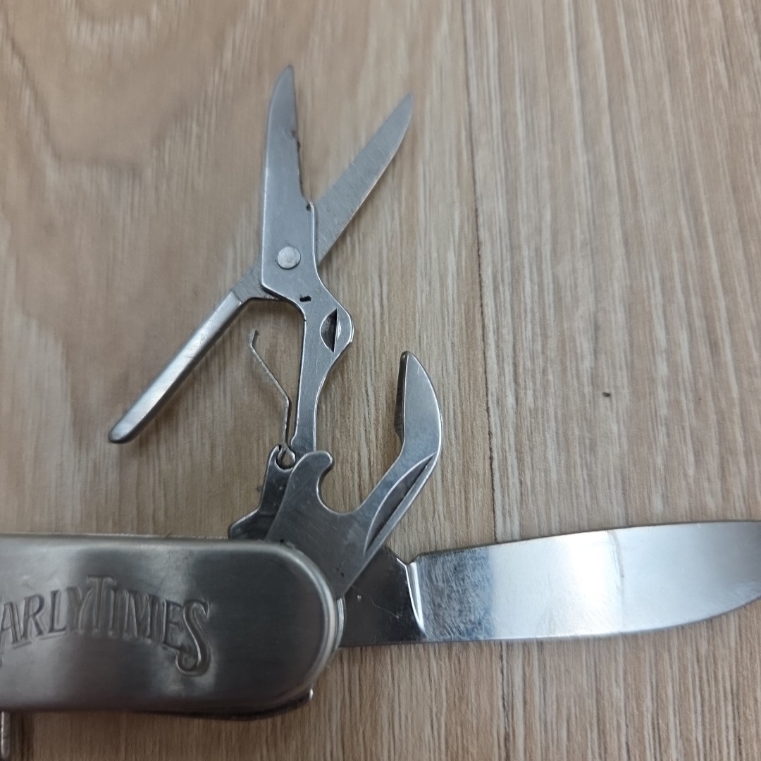 Early Times Whiskey Multi-Tool Utility Pocket Knife (R7-25)
