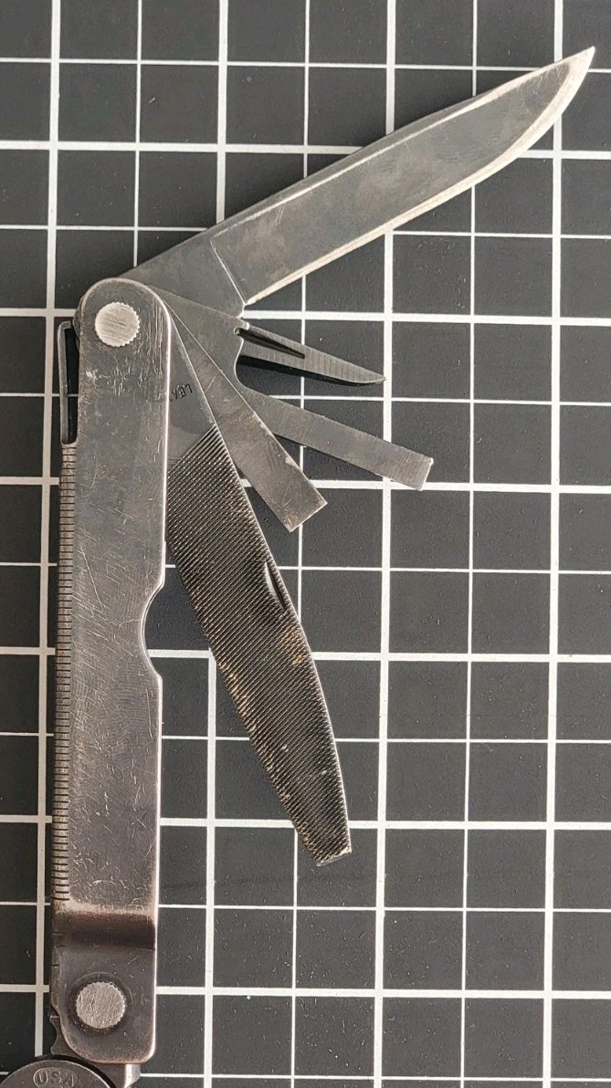 Leatherman Super Tool Pat Pending Multi-Tool (Black – Nov/Dec 2000)