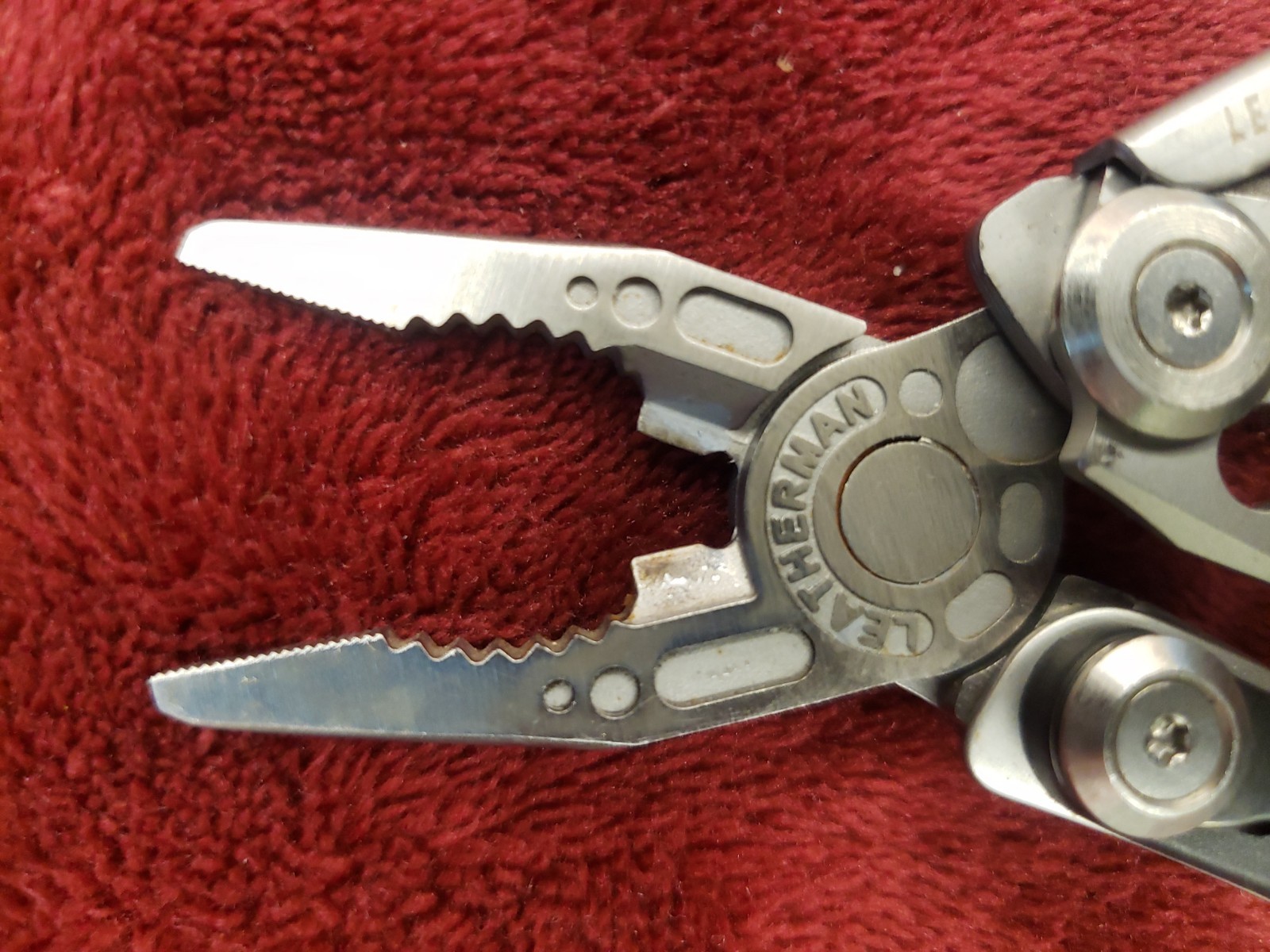 🔪 Leatherman Freestyle Multi-Tool Pliers Knife Free style