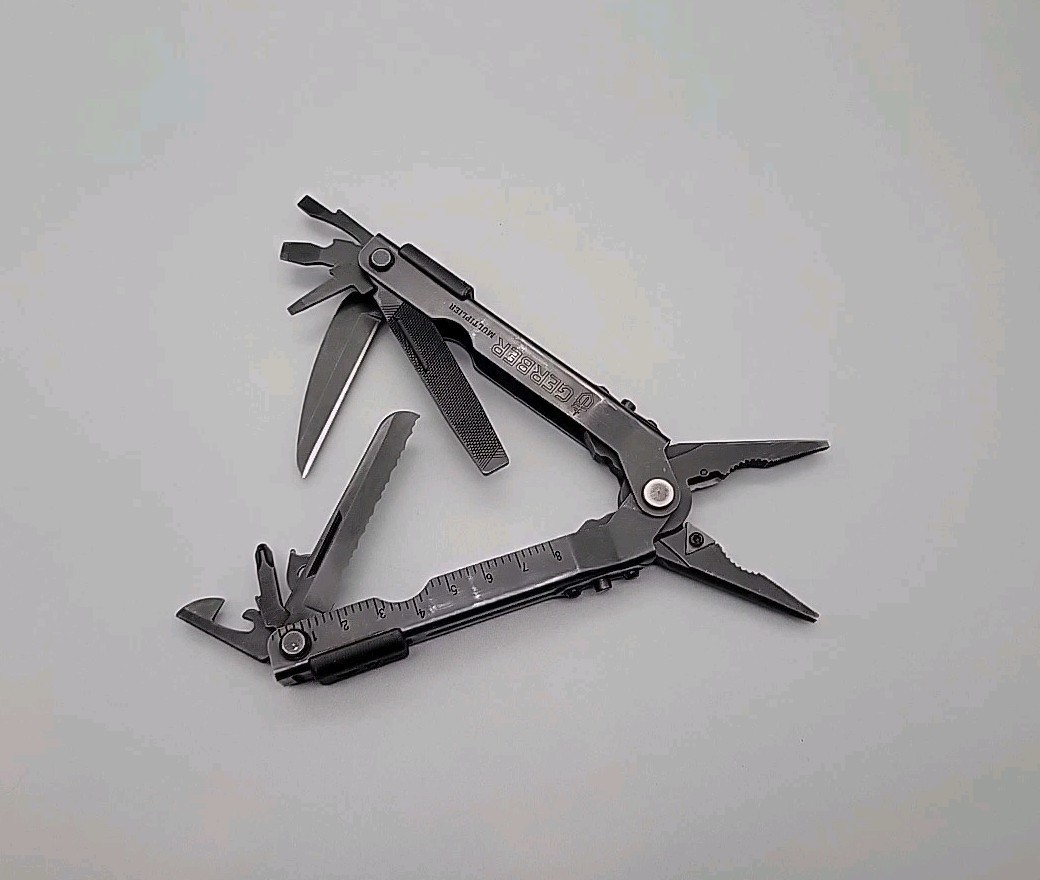 Gerber Multiplier MP600 Multi-Tool – Black – Needle Nose Carbide Cutter Pliers