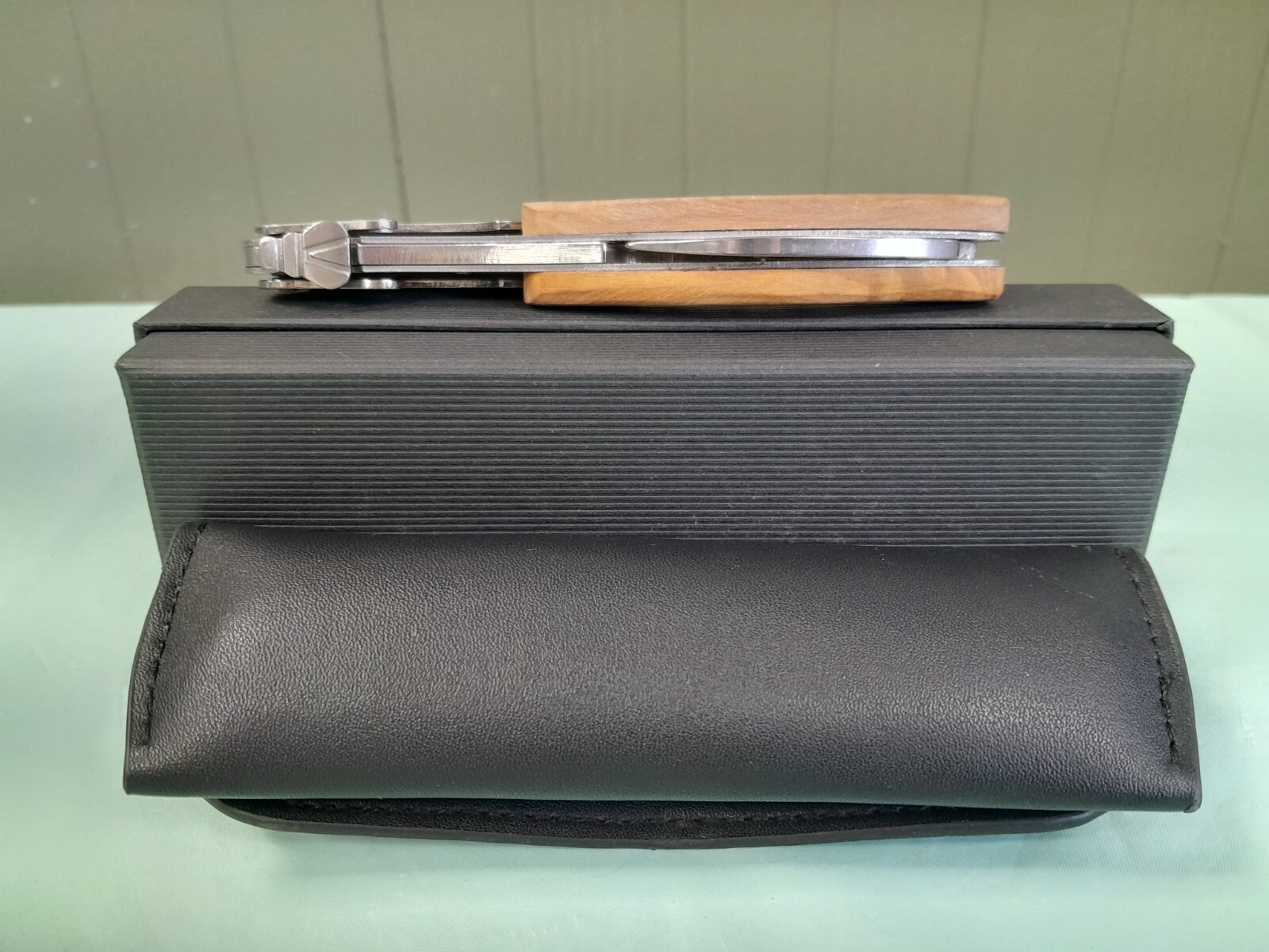 Laguiole Utility Knife Multi-Tool W/ Original Snap Case & Box