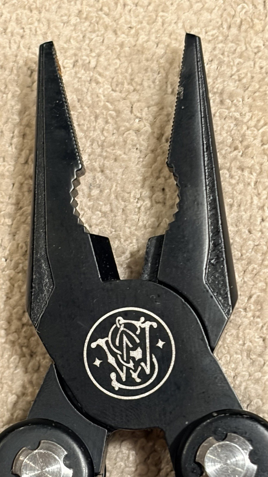 Smith & Wesson Black Multi Tool Pliers Knife Saw Screwdriver Survival EDC