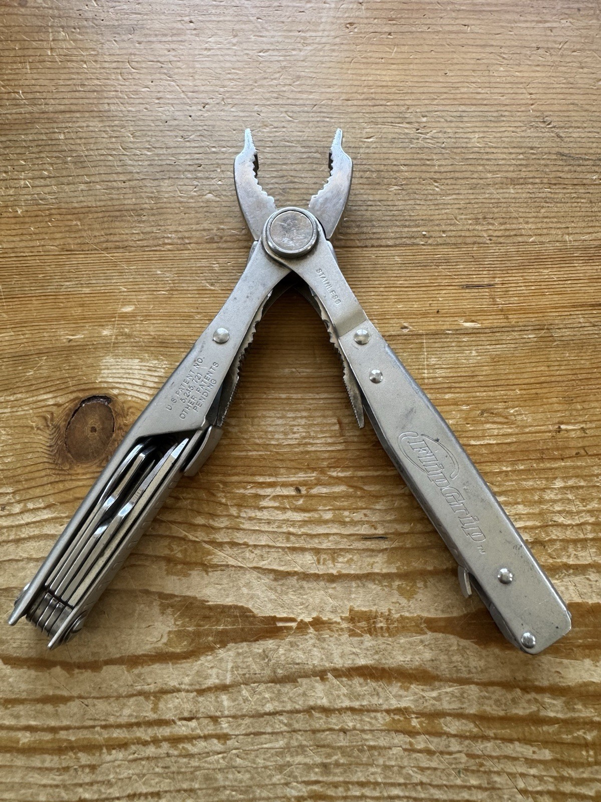 Flip Grip Multi Tool – No Sheath