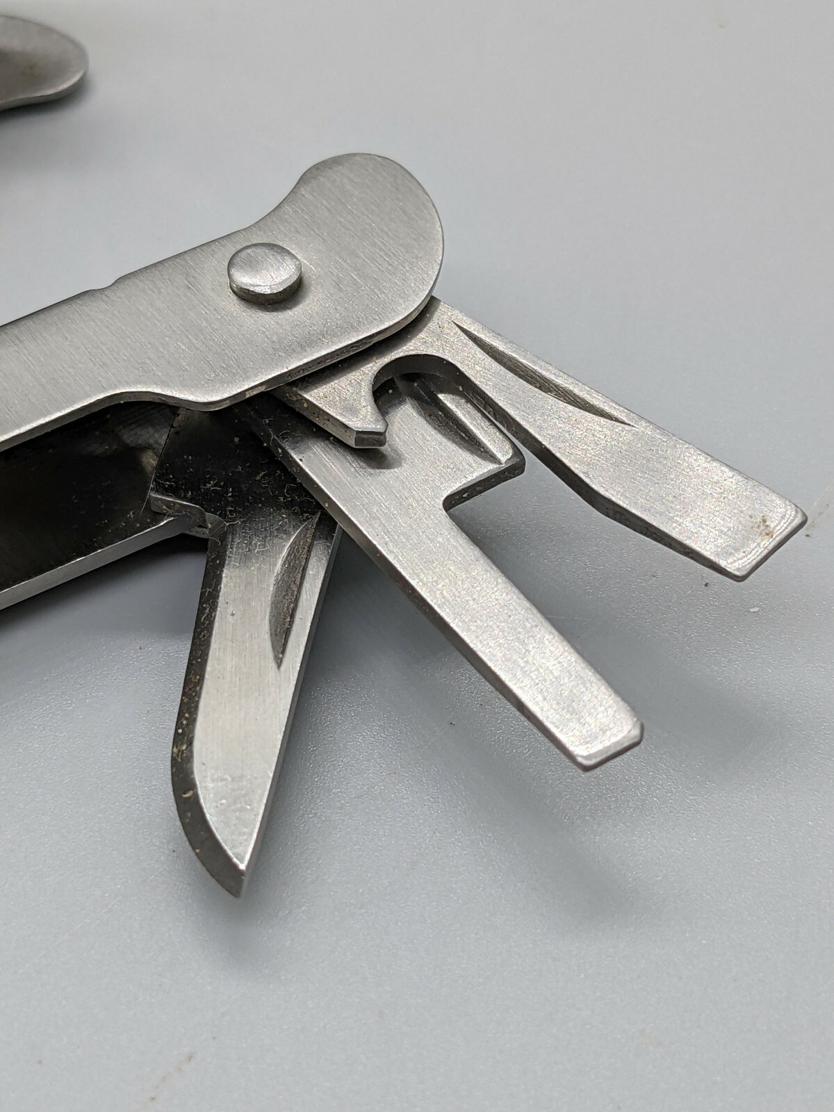 Grip Stainless Steel Multi-tool Knife Pliers Tool Set with Sheath-Free Shipping