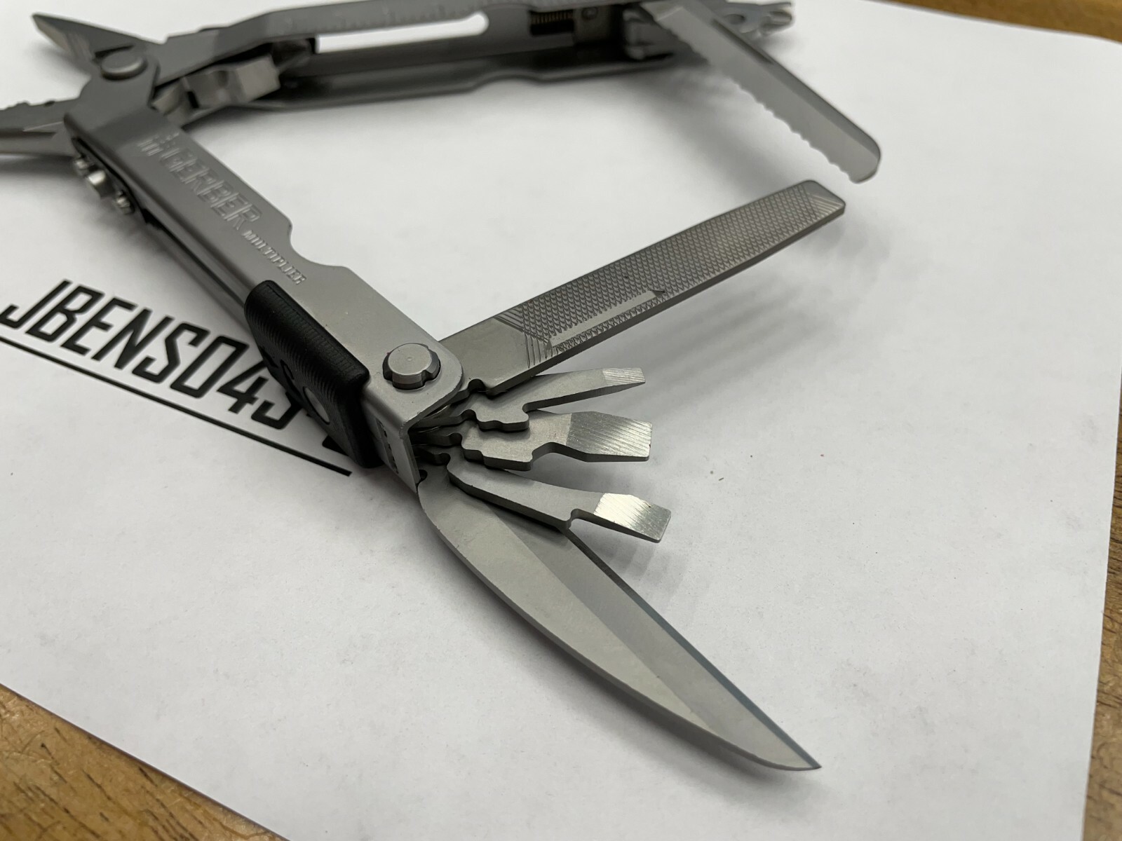 Gerber Tools Stainless Steel Needle Nose Multiplier Multi-Tool w/ Cutter MP600