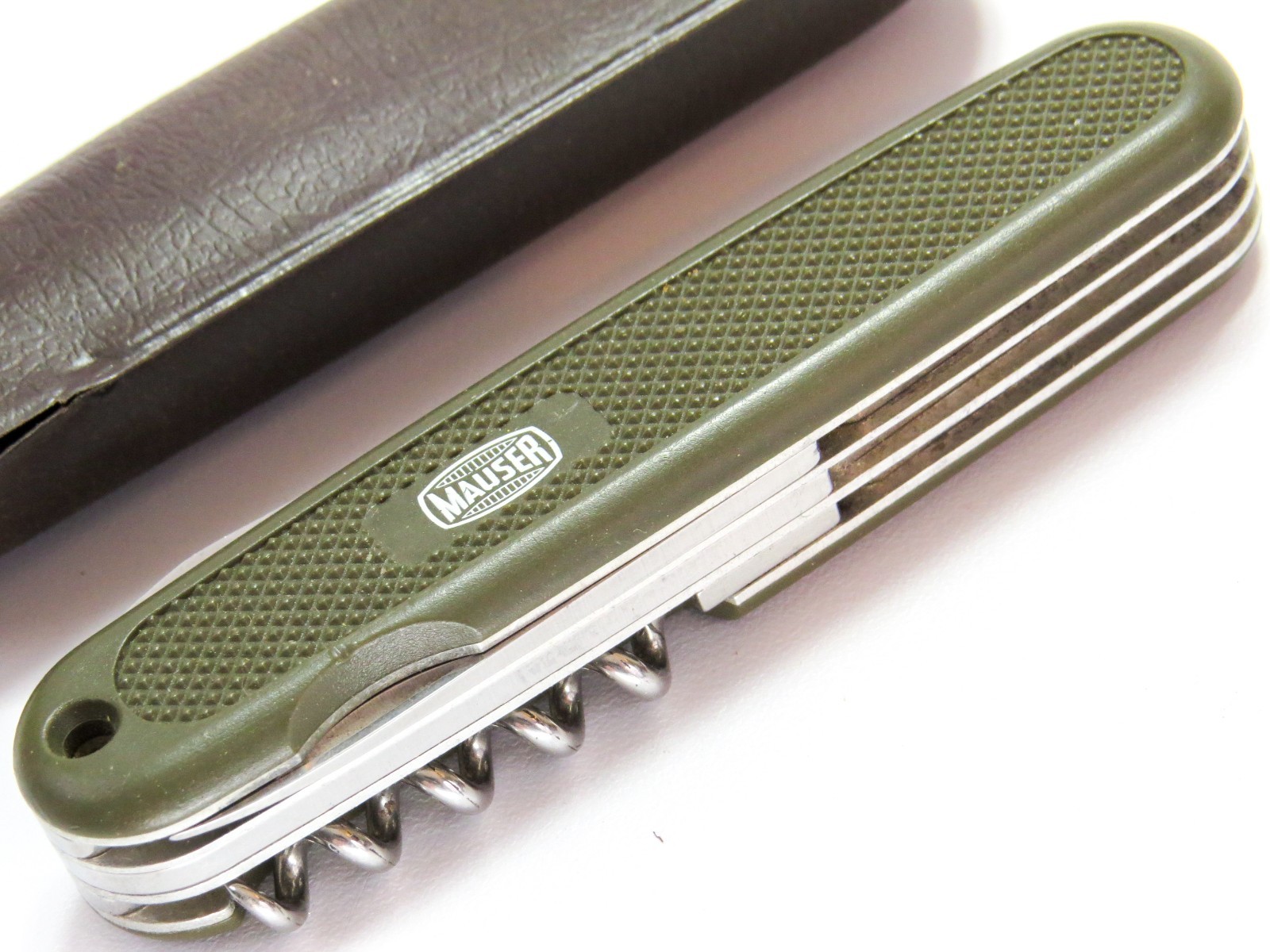 Nice Victorinox 108mm Vintage Mauser Swiss Army 5-Blade Pocket Knife