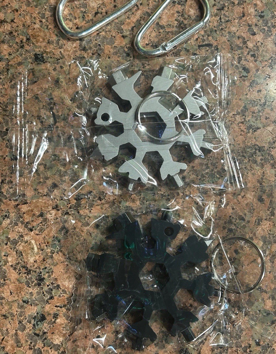 MULTI-TOOL. Stainless Steel. 18 Tools in 1. Outdoor,camping,ride,office. New