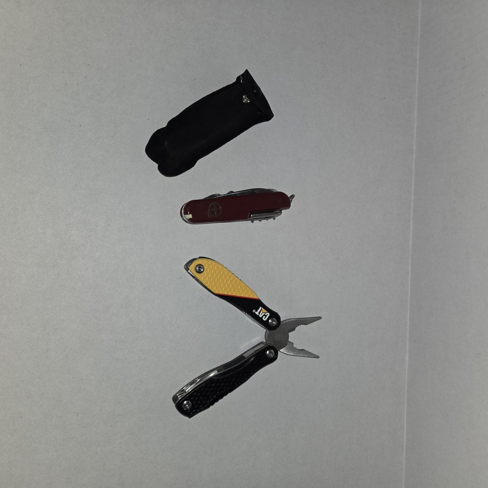 Caterpillar Multi-Function Tool 13-In-1 Aluminum Handle Stainless + Swiss Army K