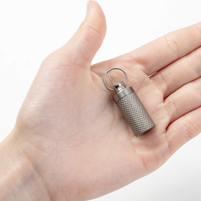 EDC TC4 Titanium Portable Keychain Pill Capsula Case Outdoor Survival Tool F-14T