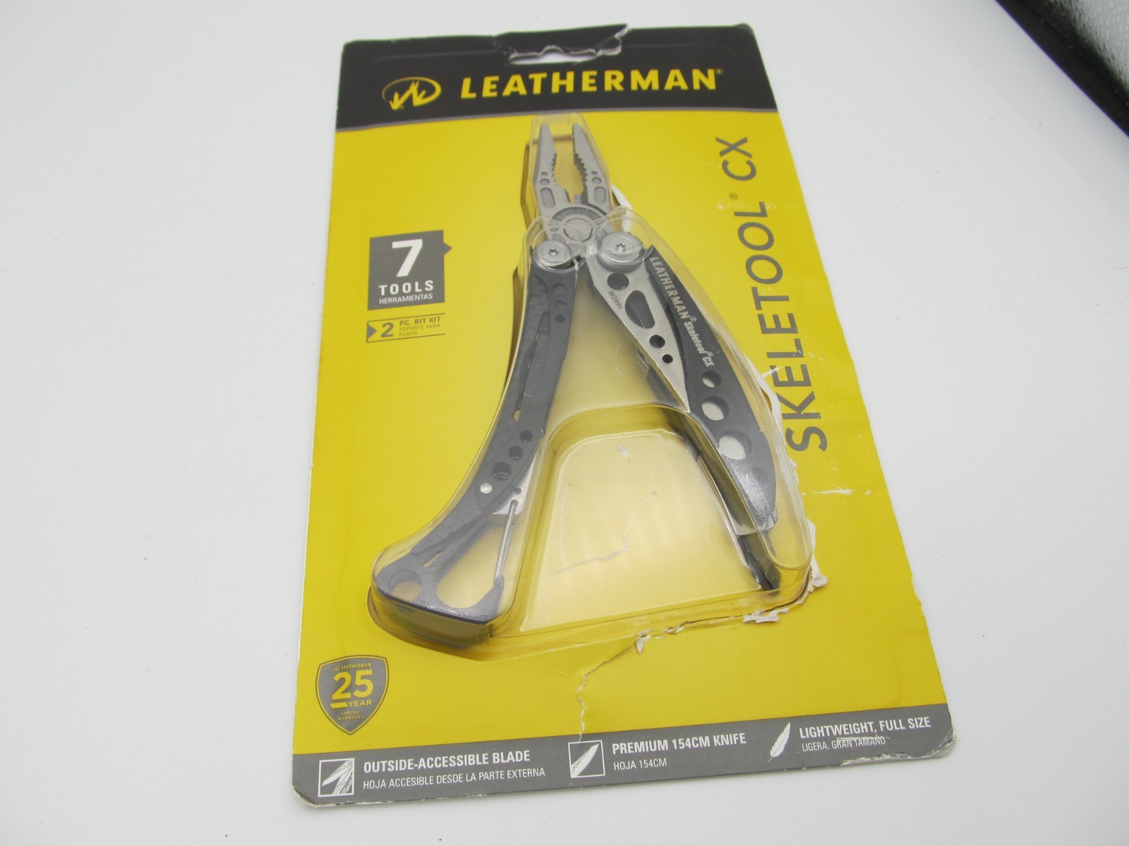 Leatherman Skeletool CX Carbon Fiber, DLC coated – New but package is open