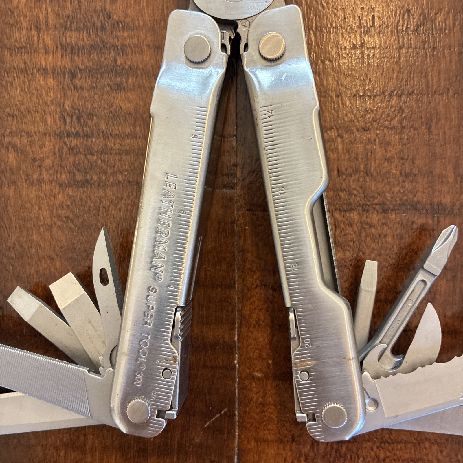 Leatherman Super Tool 300 Multitool 0518- Excellent