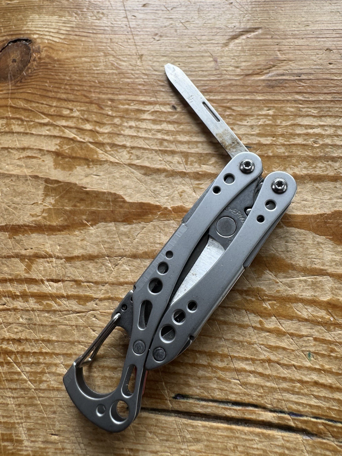 Leatherman Style CS Multi-Tool Pocket Knife Pink Breast Cancer Awareness- Retire