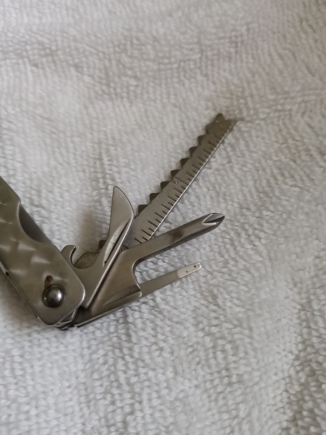 mini multi tool pliers