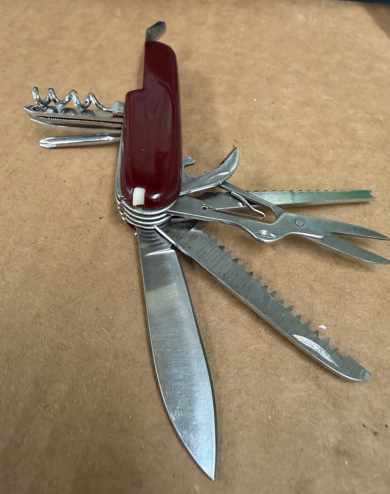 Multi-Tool Pocket Camp Knife Red, 11 in 1 Tool 3 1/2″ + 2 1/4” 3 in 1 Knife