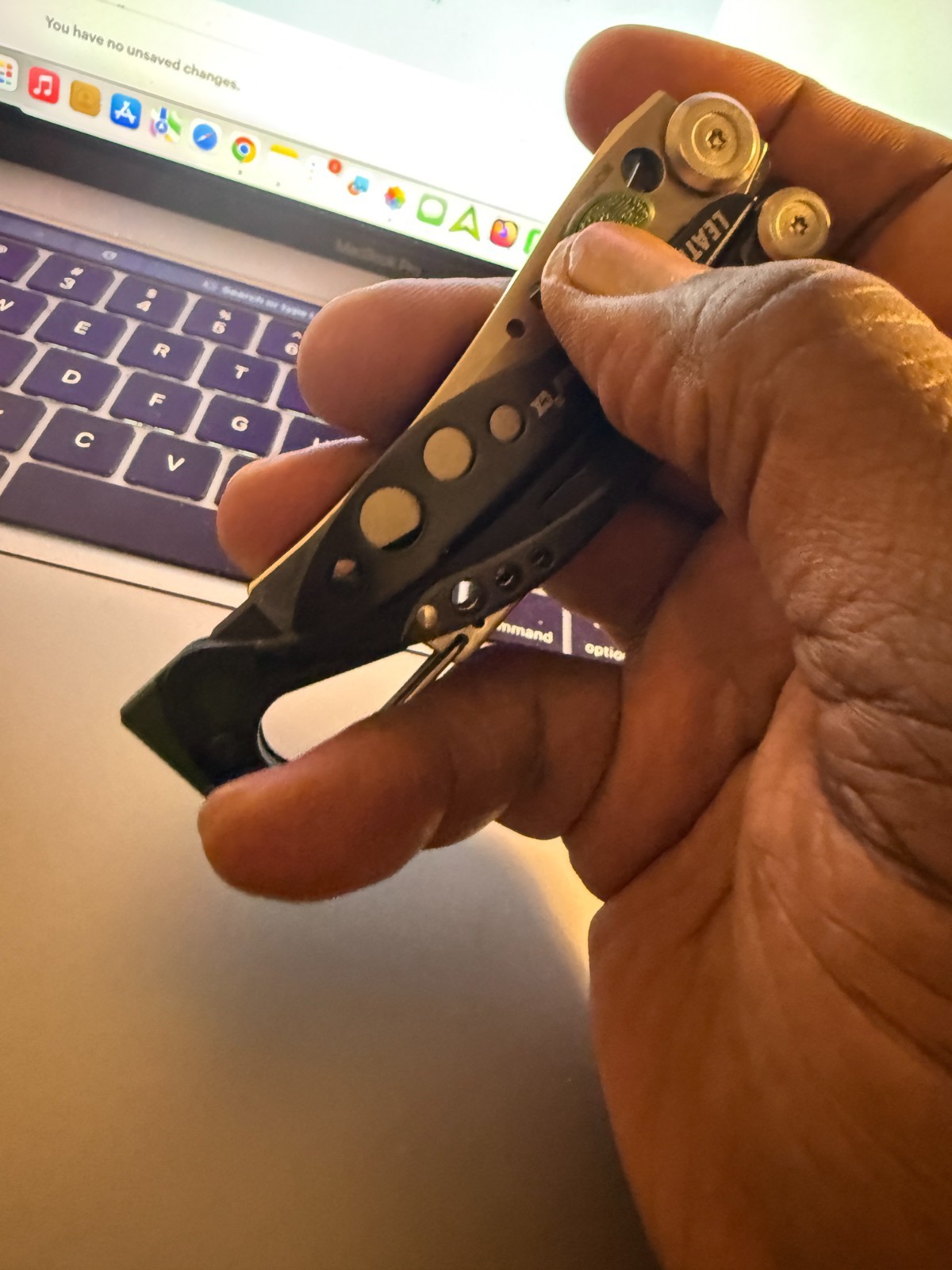 Hammer Head & Thumb Stud Upgrade for Leatherman Skeletool – Glow-in-the-Dark
