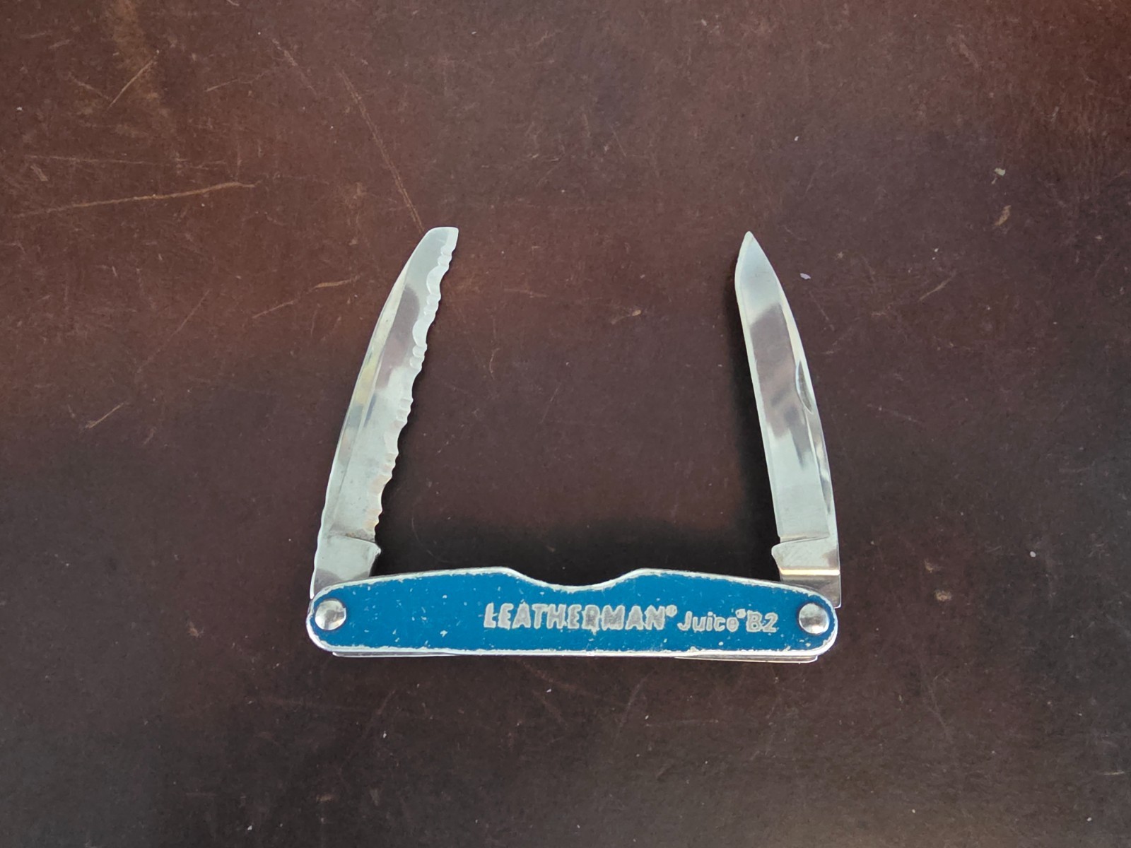 Leatherman Juice B2 Multi-Tool Blue Good Condition 067B
